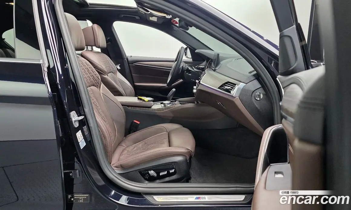 BMW 5 серия 2018 2.0 автомат (гидро), фото 16