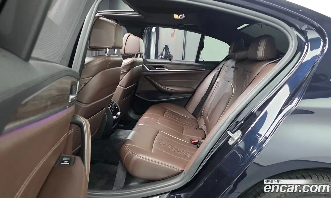 BMW 5 серия 2018 2.0 автомат (гидро), фото 18