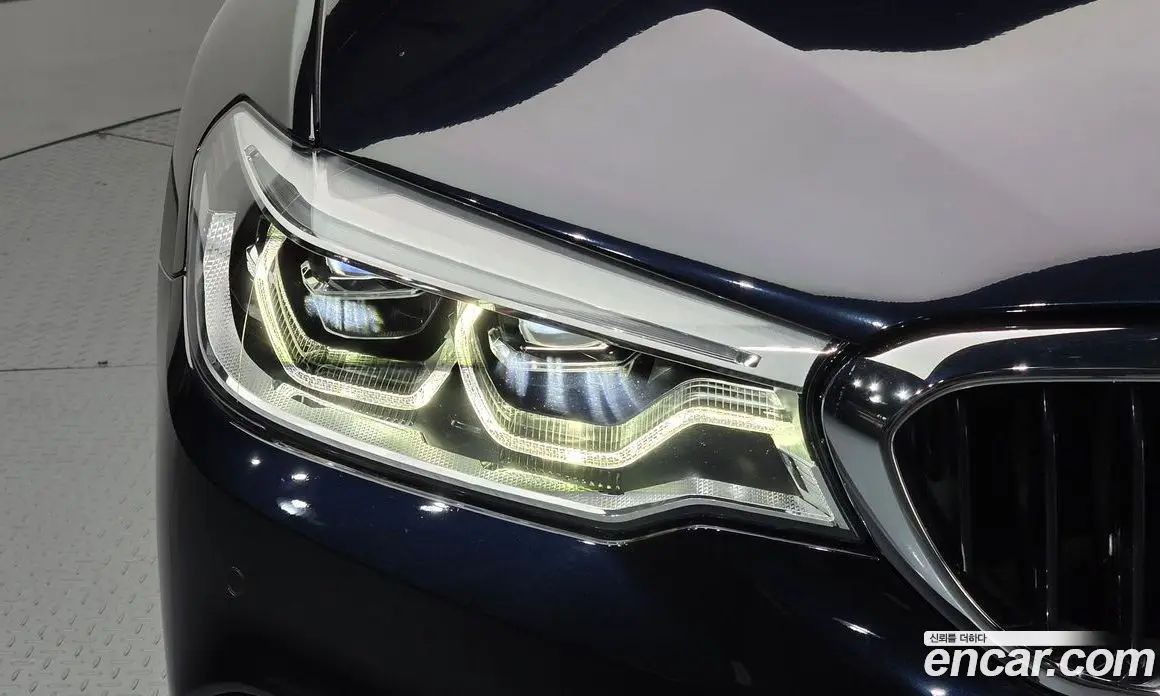 BMW 5 серия 2018 2.0 автомат (гидро), фото 8