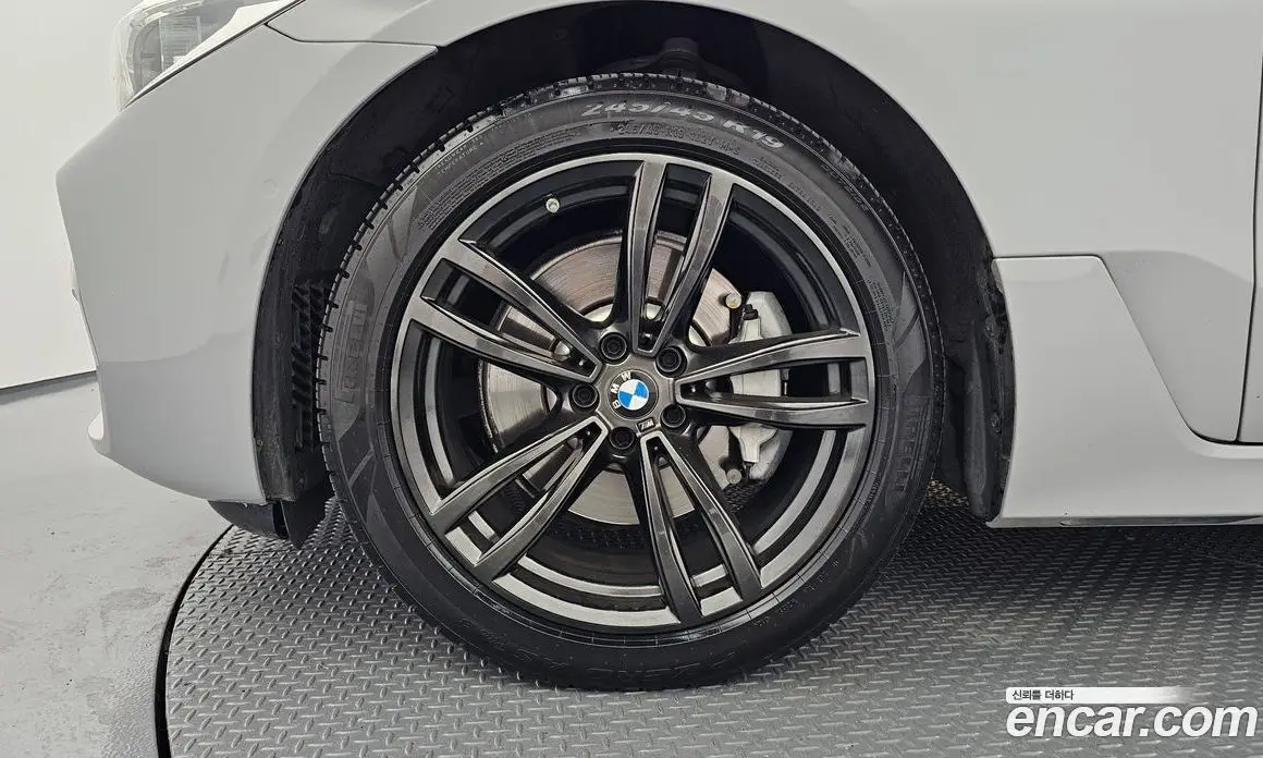 BMW 6 серия 2019 3.0 автомат (гидро), фото 5