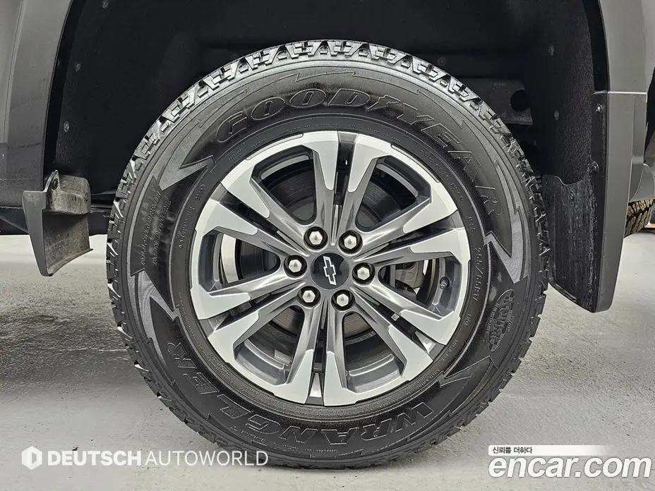 Chevrolet Colorado 2022 3.6 автомат (гидро), фото 5