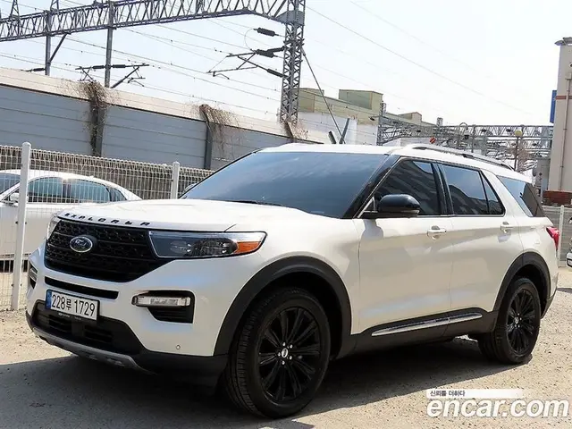Ford Explorer 2022 3.3 автомат (гидро), миниатюра 2 Ford Explorer 2022 3.3 автомат (гидро), миниатюра 2