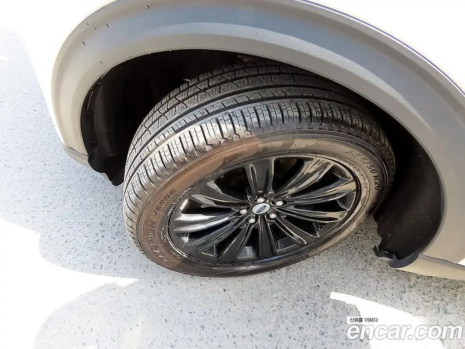 Ford Explorer 2022 3.3 автомат (гидро), фото 20 Ford Explorer 2022 3.3 автомат (гидро), фото 20