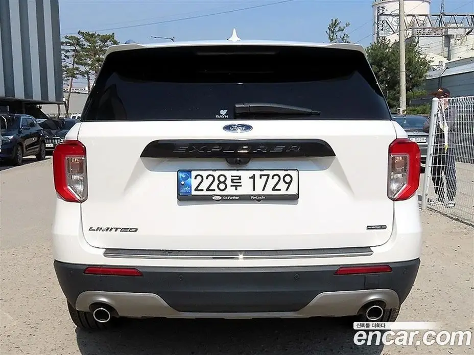 Ford Explorer 2022 3.3 автомат (гидро), фото 4 Ford Explorer 2022 3.3 автомат (гидро), фото 4