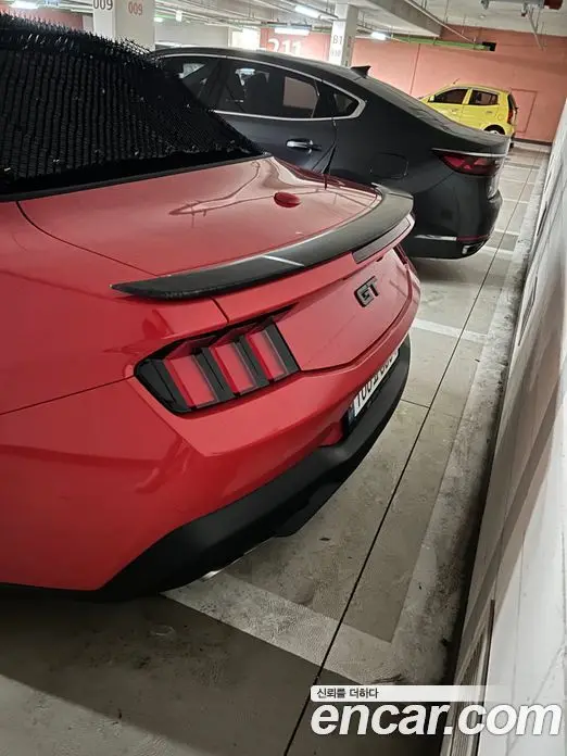 Ford Mustang 2024 5.0 автомат (гидро), фото 4