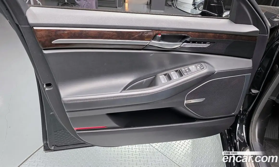 Genesis EQ900 2016 3.8 автомат (гидро), фото 14