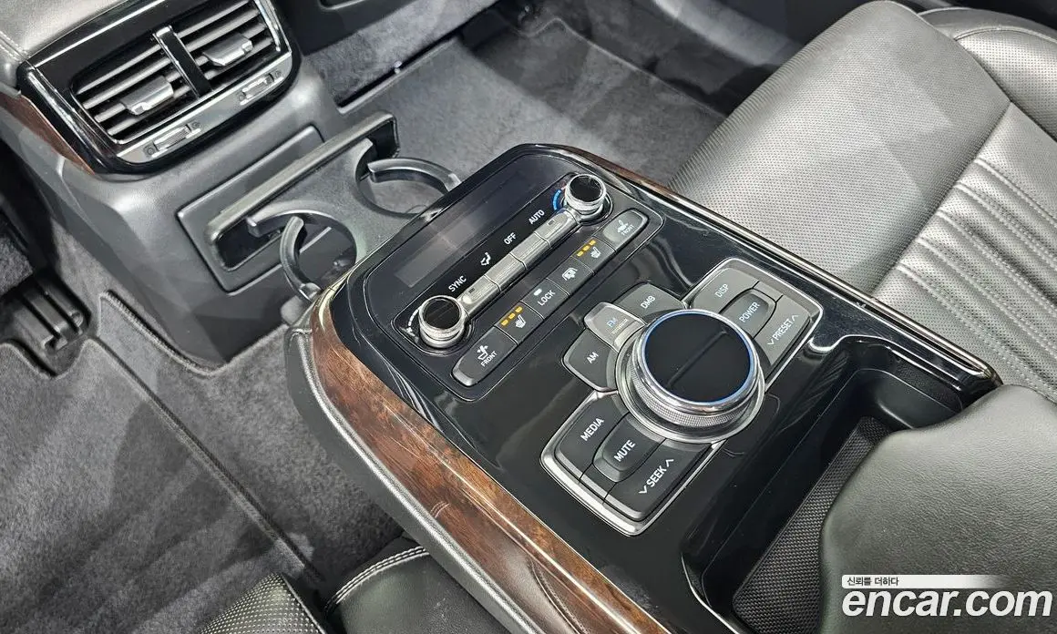 Genesis EQ900 2017 3.3 автомат (гидро), фото 19