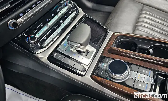 Genesis EQ900 2017 3.3 автомат (гидро), миниатюра 9