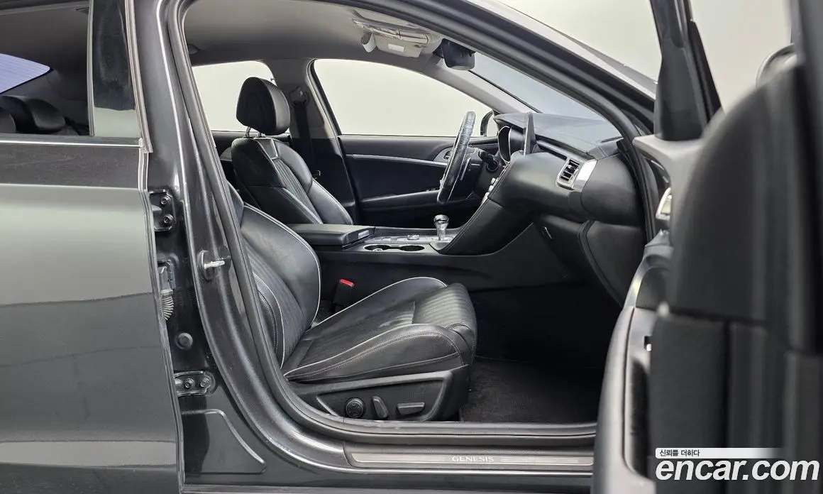 Genesis G70 2017 2.0 автомат (гидро), фото 15