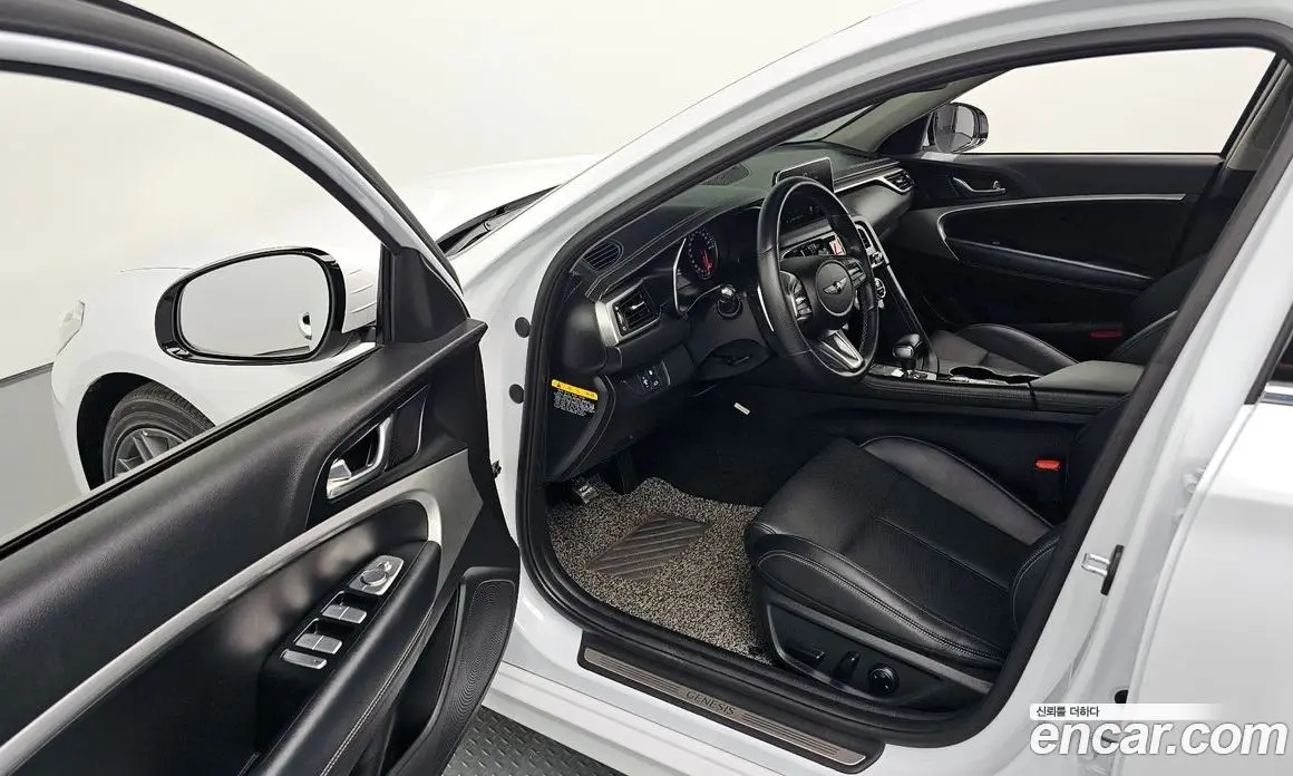 Genesis G70 2018 2.0 автомат (гидро), фото 10 Genesis G70 2018 2.0 автомат (гидро), фото 10