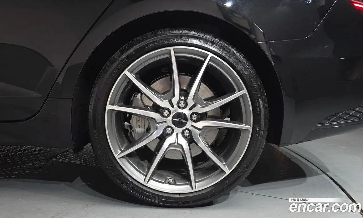 Genesis G70 2024 2.5 автомат (гидро), фото 5