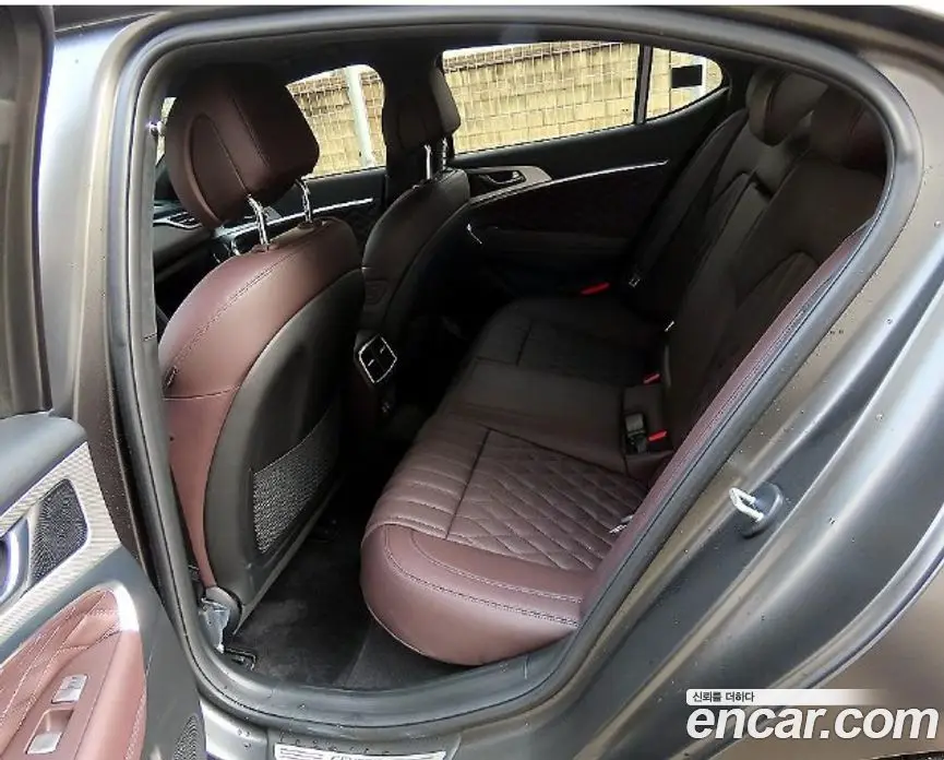 Genesis G70 2025 2.5 автомат (гидро), фото 12