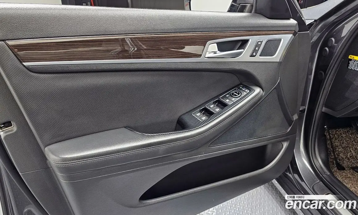 Genesis G80 2016 3.3 автомат (гидро), фото 14