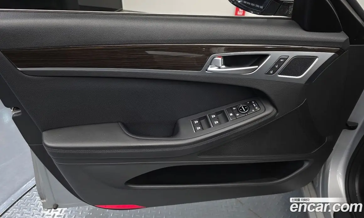 Genesis G80 2017 3.3 автомат (гидро), фото 14