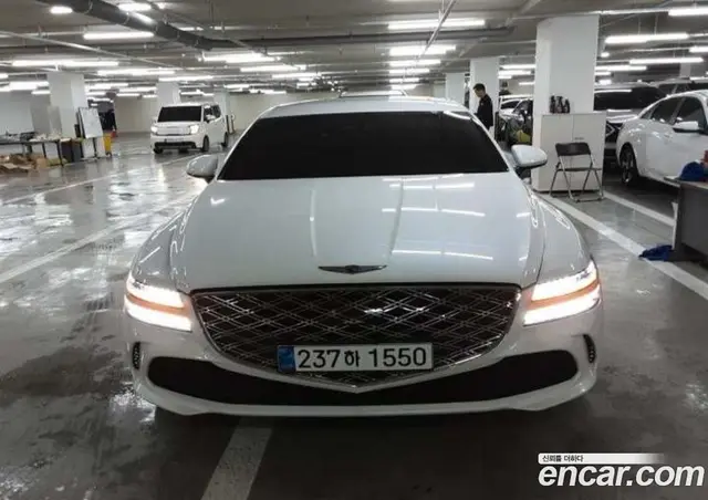 Genesis G80 2025 2.5 автомат (гидро), миниатюра 1