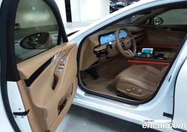 Genesis G80 2025 2.5 автомат (гидро), миниатюра 4