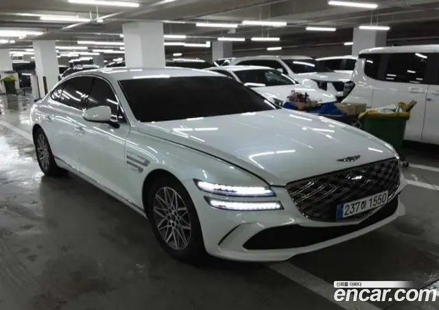 Genesis G80 2025 2.5 автомат (гидро), миниатюра 8