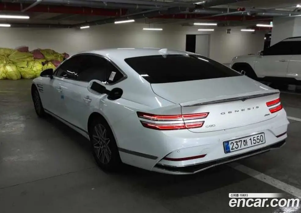 Genesis G80 2025 2.5 автомат (гидро), фото 10