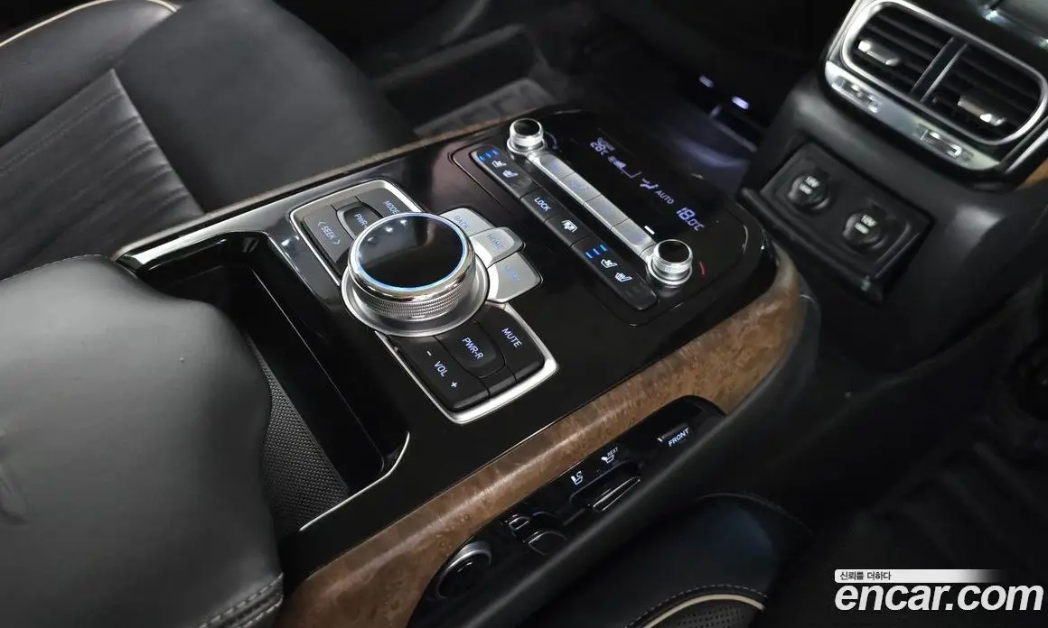 Genesis G90 2019 3.3 автомат (гидро), фото 24