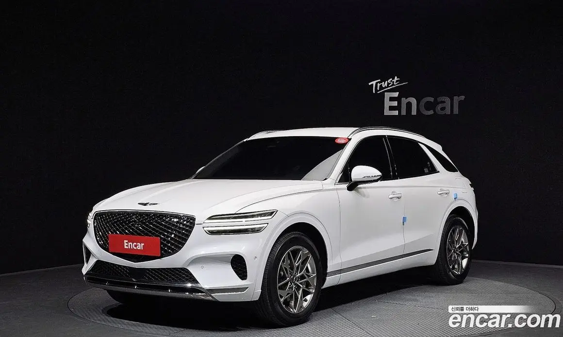 Genesis GV70 2022 2.5 автомат (гидро), фото 1 Genesis GV70 2022 2.5 автомат (гидро), фото 1