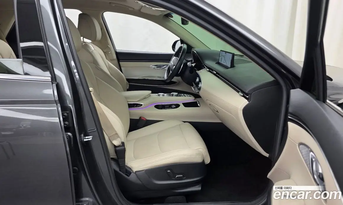 Genesis GV70 2022 2.5 автомат (гидро), фото 11