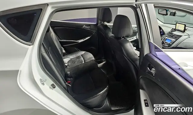 Hyundai Accent 2013 1.6 автомат (гидро), миниатюра 12