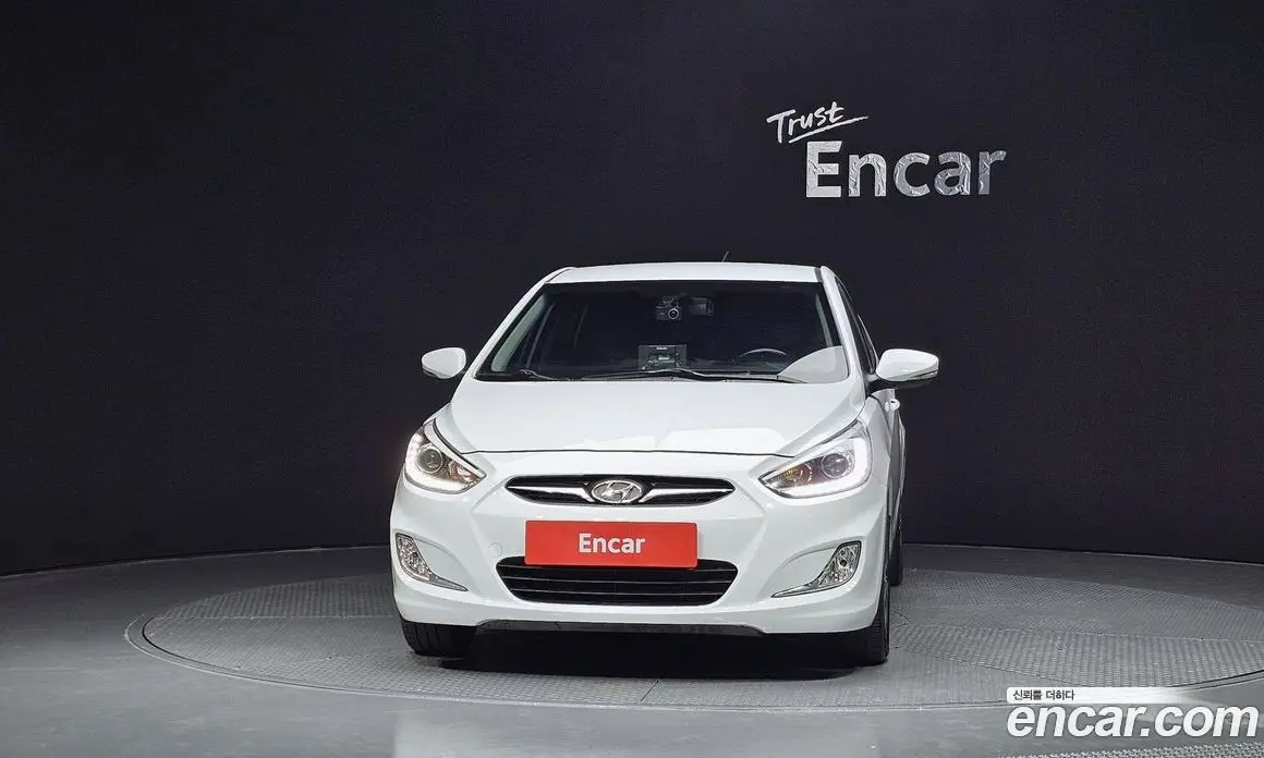 Hyundai Accent 2013 1.6 автомат (гидро), фото 3 Hyundai Accent 2013 1.6 автомат (гидро), фото 3