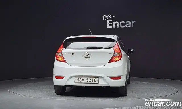 Hyundai Accent 2013 1.6 автомат (гидро), миниатюра 4 Hyundai Accent 2013 1.6 автомат (гидро), миниатюра 4