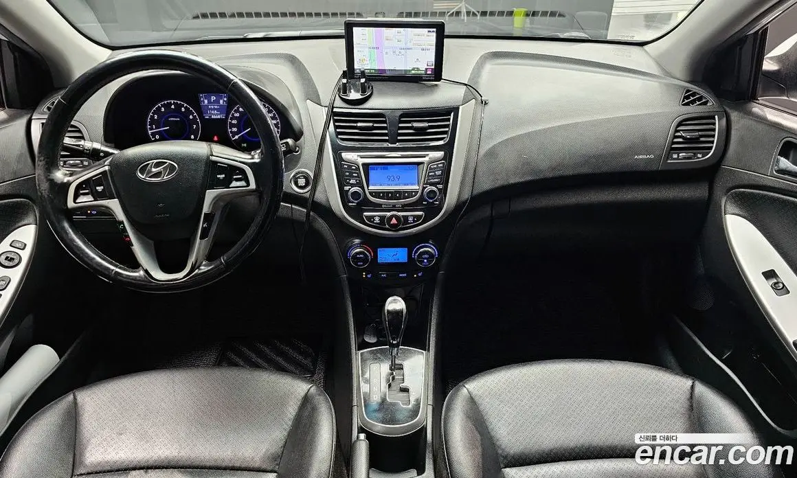 Hyundai Accent 2013 1.6 автомат (гидро), фото 7 Hyundai Accent 2013 1.6 автомат (гидро), фото 7