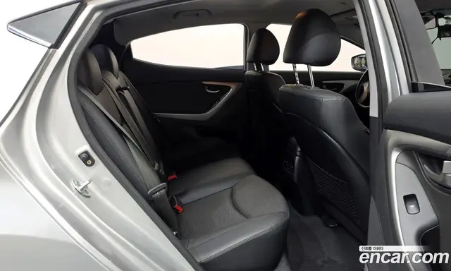 Hyundai Avante 2015 1.6 автомат (гидро), миниатюра 12