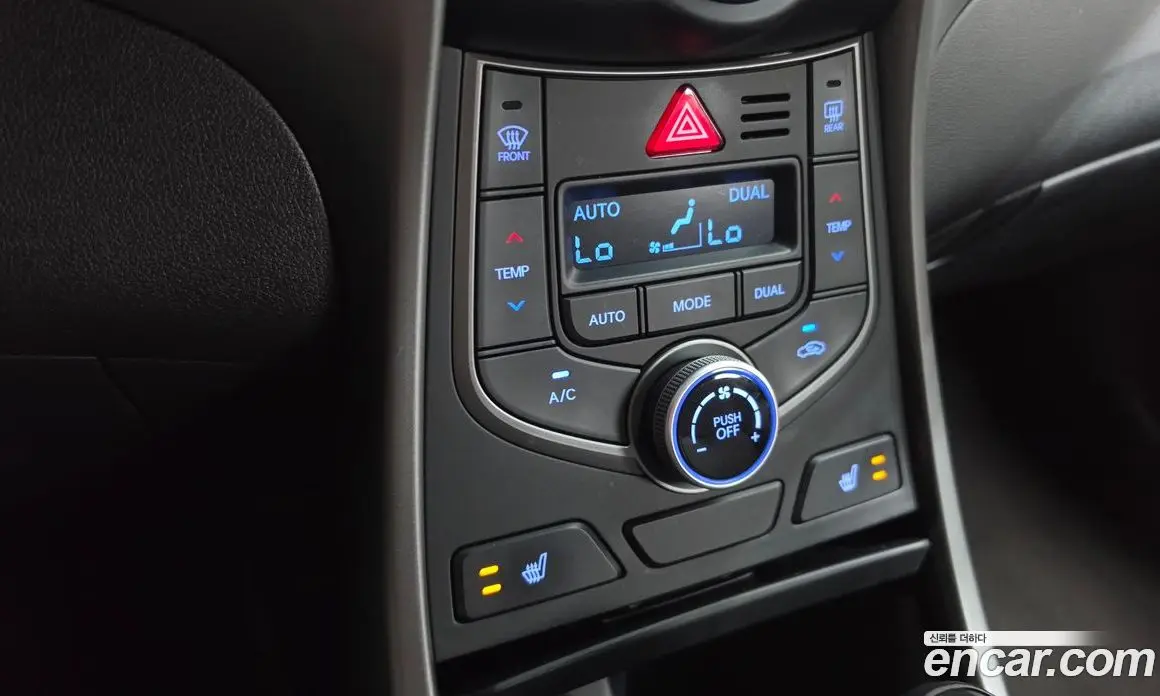 Hyundai Avante 2015 1.6 автомат (гидро), фото 18