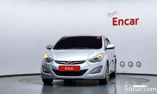 Hyundai Avante 2015 1.6 автомат (гидро), миниатюра 3