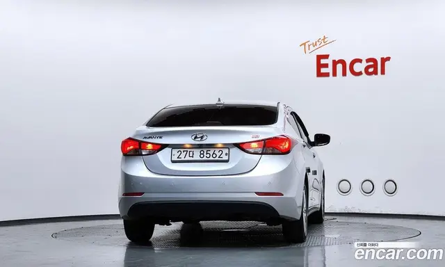 Hyundai Avante 2015 1.6 автомат (гидро), миниатюра 4