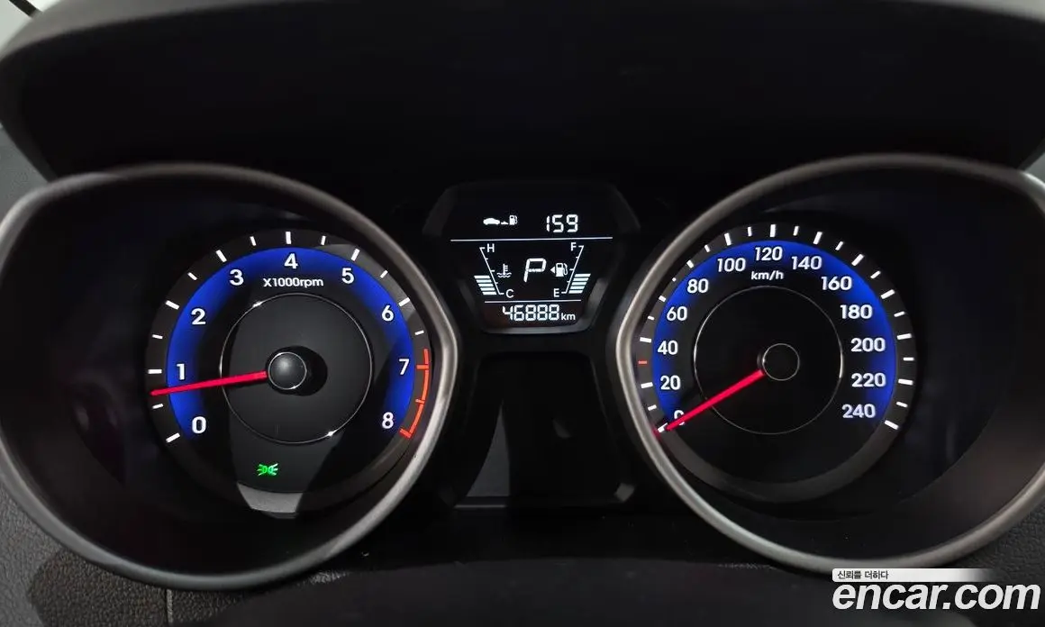 Hyundai Avante 2015 1.6 автомат (гидро), фото 8