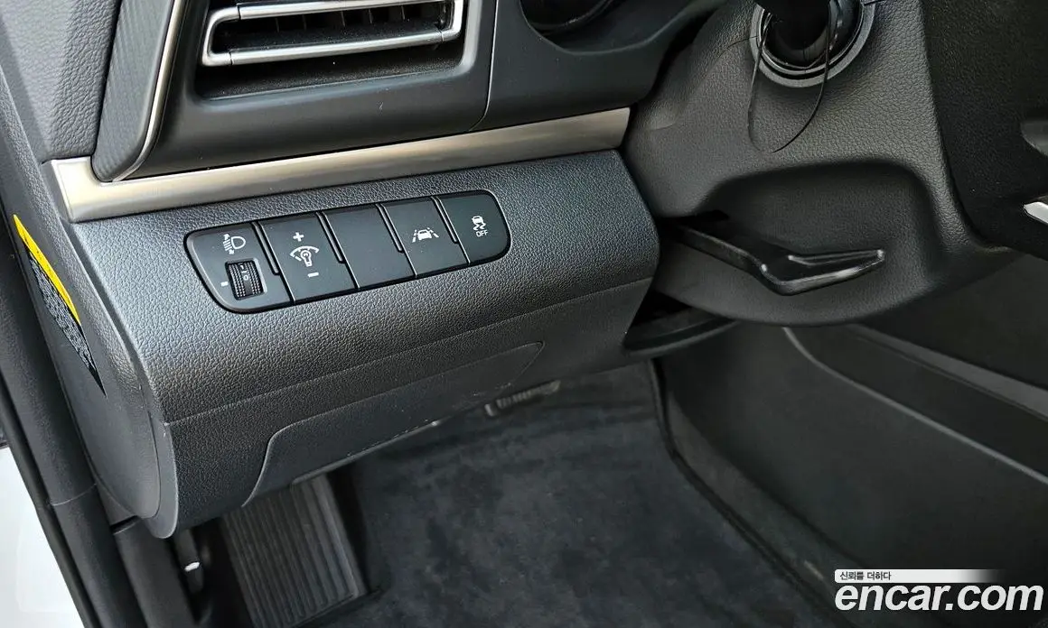 Hyundai Avante 2019 1.6 автомат (гидро), фото 14