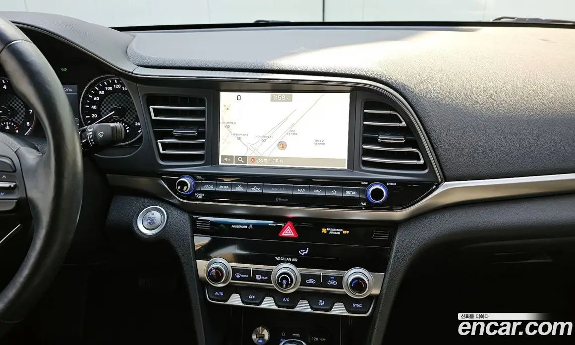 Hyundai Avante 2019 1.6 автомат (гидро), фото 15