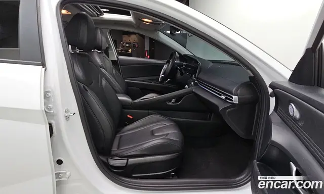 Hyundai Avante 2020 1.6 автомат (гидро), миниатюра 12
