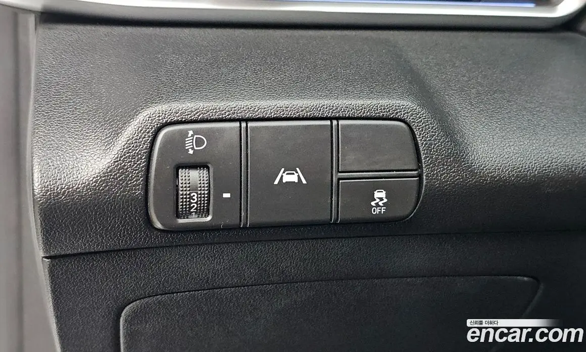 Hyundai Avante 2020 1.6 автомат (гидро), фото 14