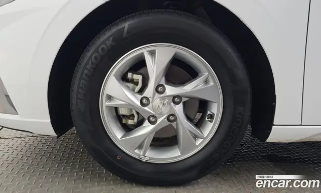 Hyundai Avante 2020 1.6 автомат (гидро), миниатюра 5