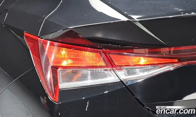 Hyundai Avante 2022 1.6 автомат (гидро), миниатюра 9