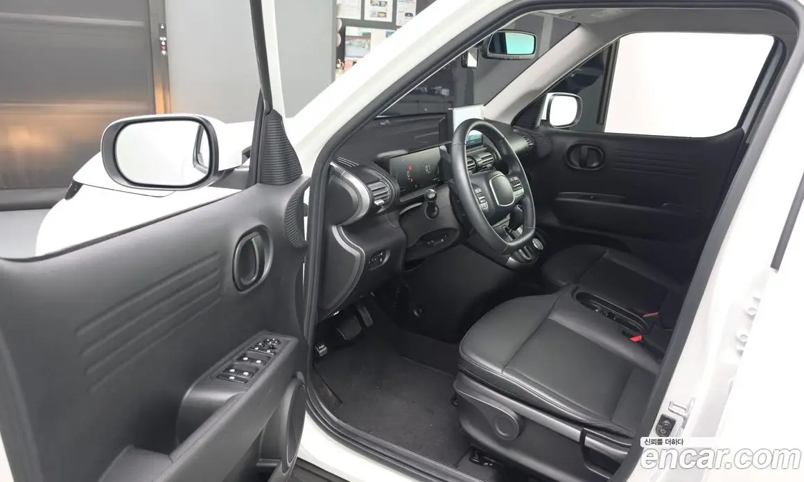 Hyundai Casper 2023 1.0 автомат (гидро), фото 13