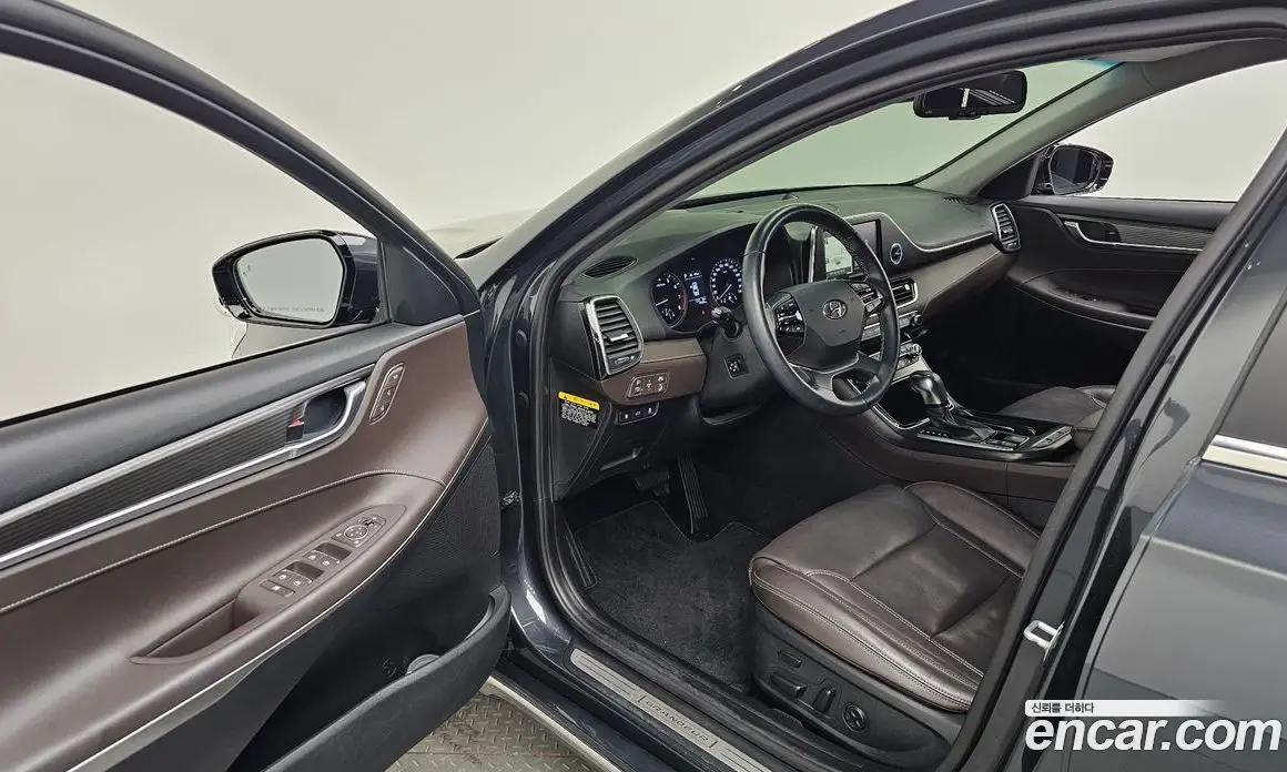 Hyundai Grandeur 2017 2.4 автомат (гидро), фото 12