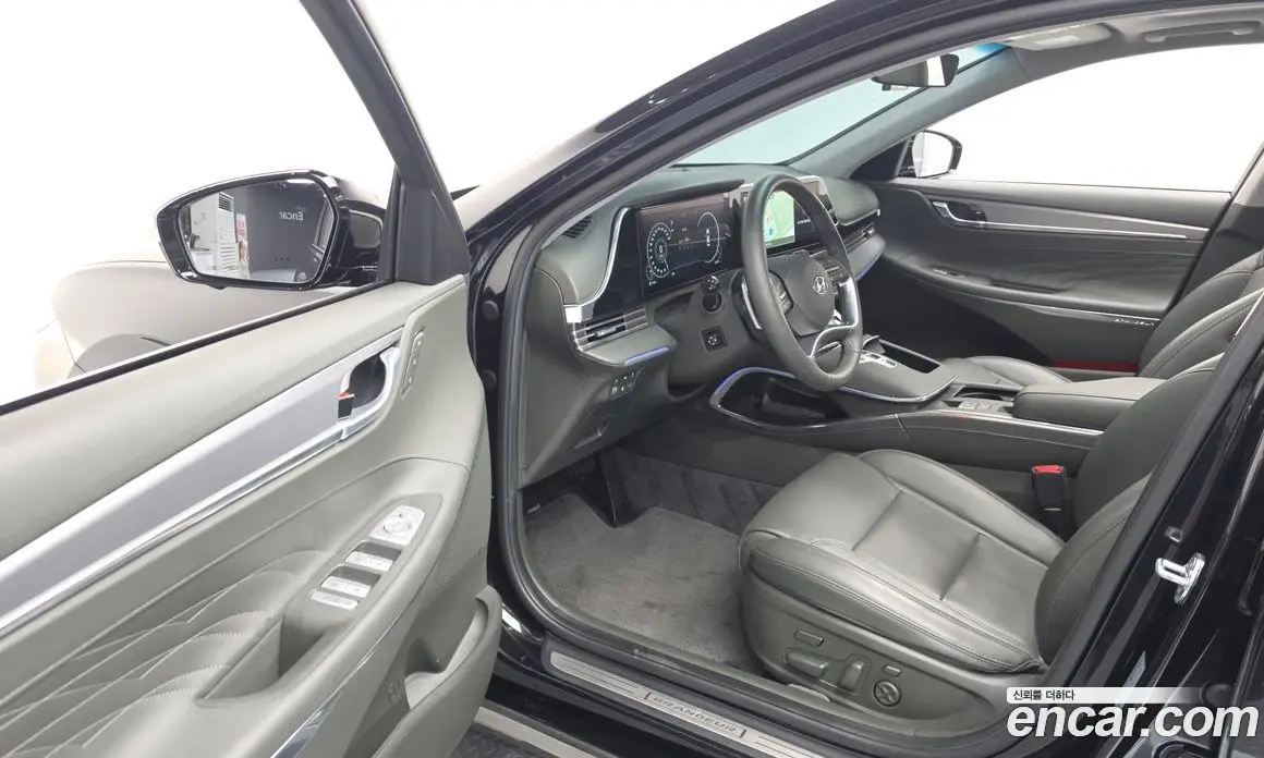 Hyundai Grandeur 2022 2.5 автомат (гидро), фото 13