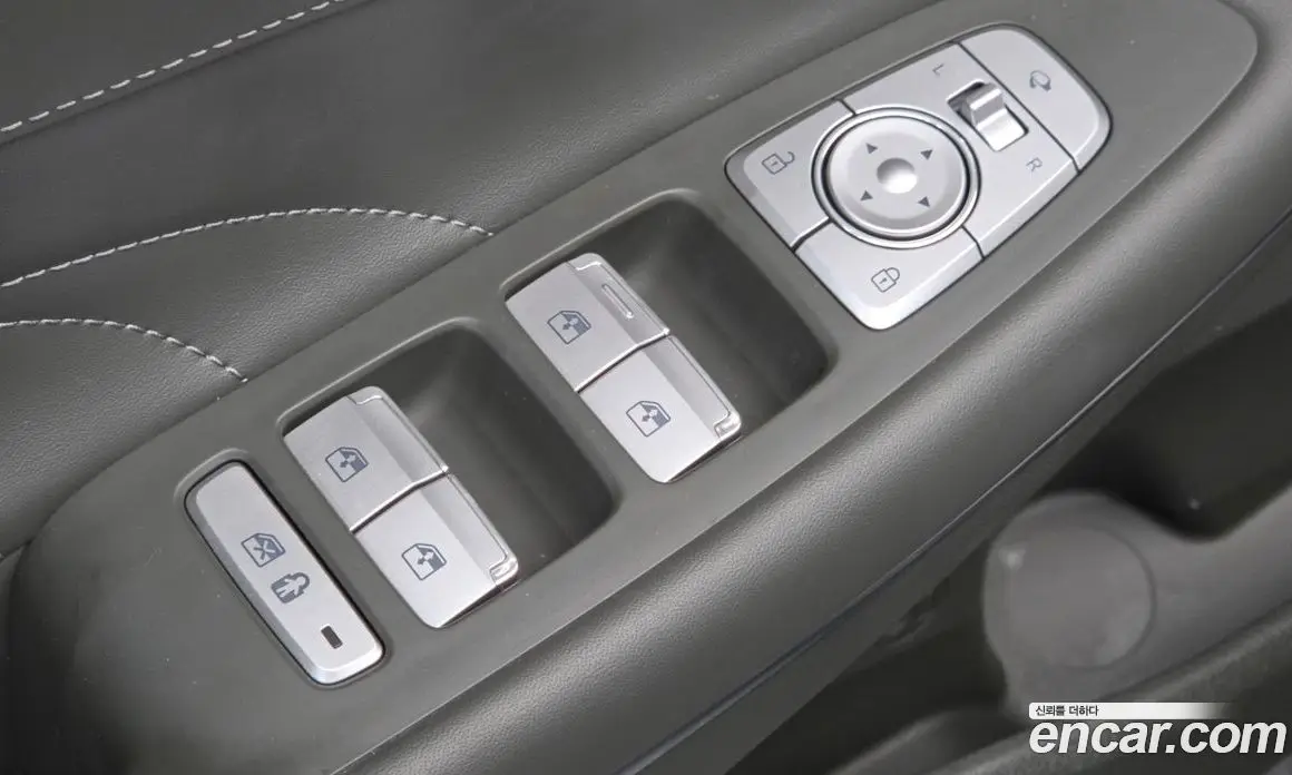 Hyundai Grandeur 2022 2.5 автомат (гидро), фото 21