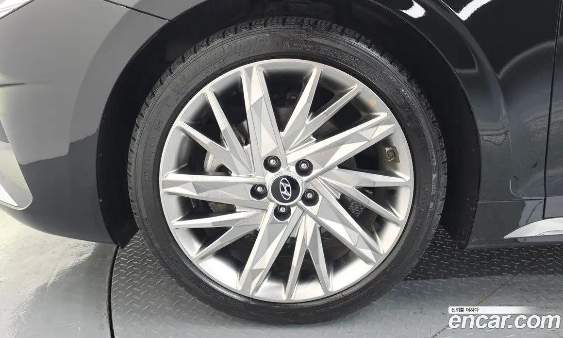 Hyundai Grandeur 2022 2.5 автомат (гидро), фото 5
