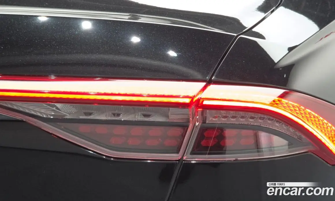 Hyundai Grandeur 2022 2.5 автомат (гидро), фото 9