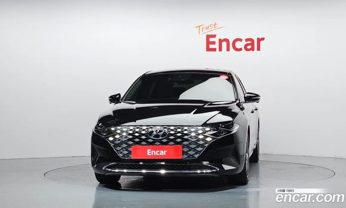 Hyundai Grandeur 2022 2.5 автомат (гидро), фото 3