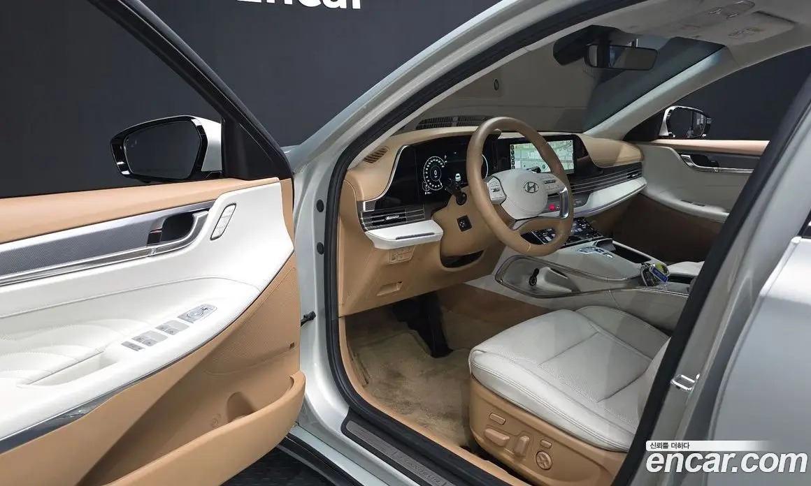 Hyundai Grandeur 2022 2.5 автомат (гидро), фото 13