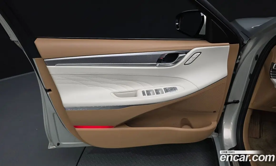 Hyundai Grandeur 2022 2.5 автомат (гидро), фото 14
