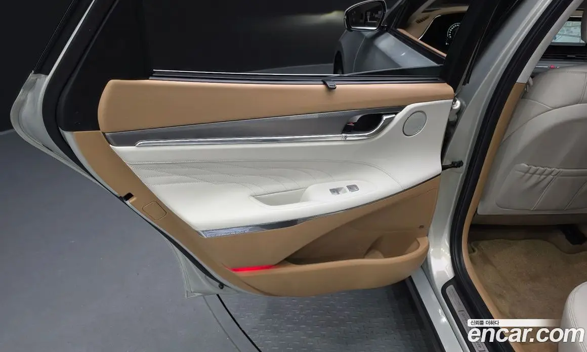 Hyundai Grandeur 2022 2.5 автомат (гидро), фото 15